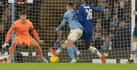 足球转会市场最新动态及趋势