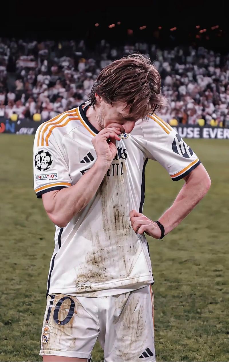 TES官方：队内打野选手Kanavi正式离队