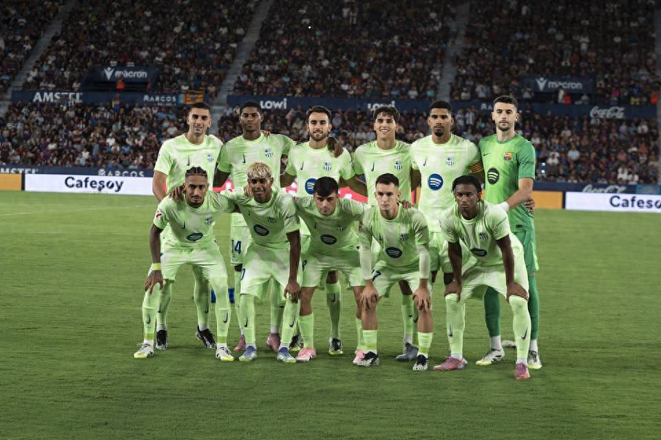 女子篮球联赛焦点球员表现回顾